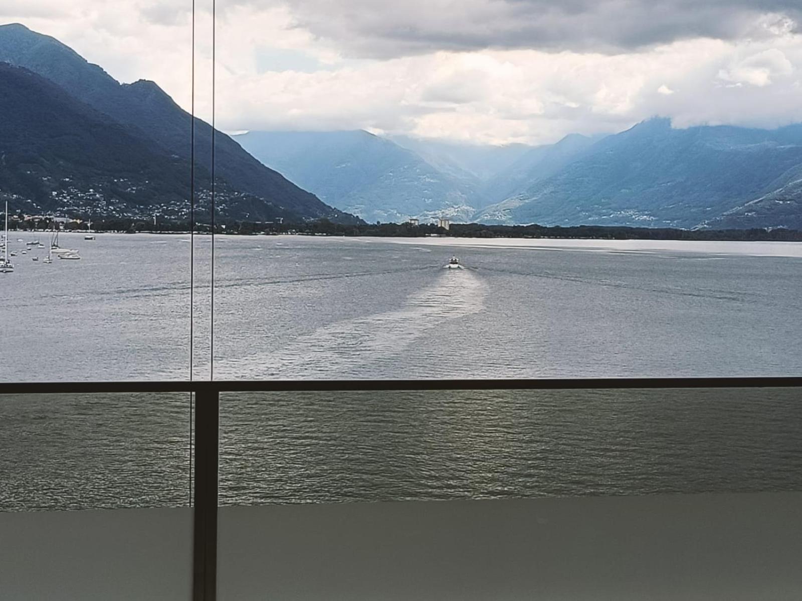 Residenza Vivian Deluxe Apartments Locarno Exteriör bild